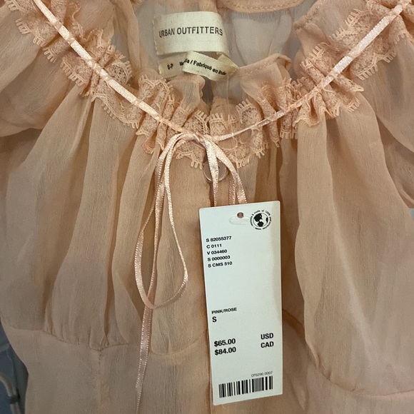 Urban outfitters sheer peach top. - Picture 7 of 8